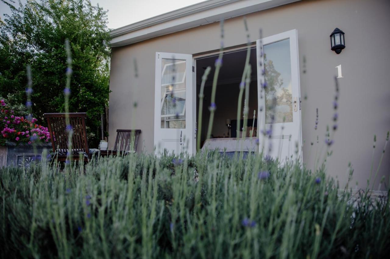 Cornerstone Manor Bed and Breakfast Grahamstown Εξωτερικό φωτογραφία