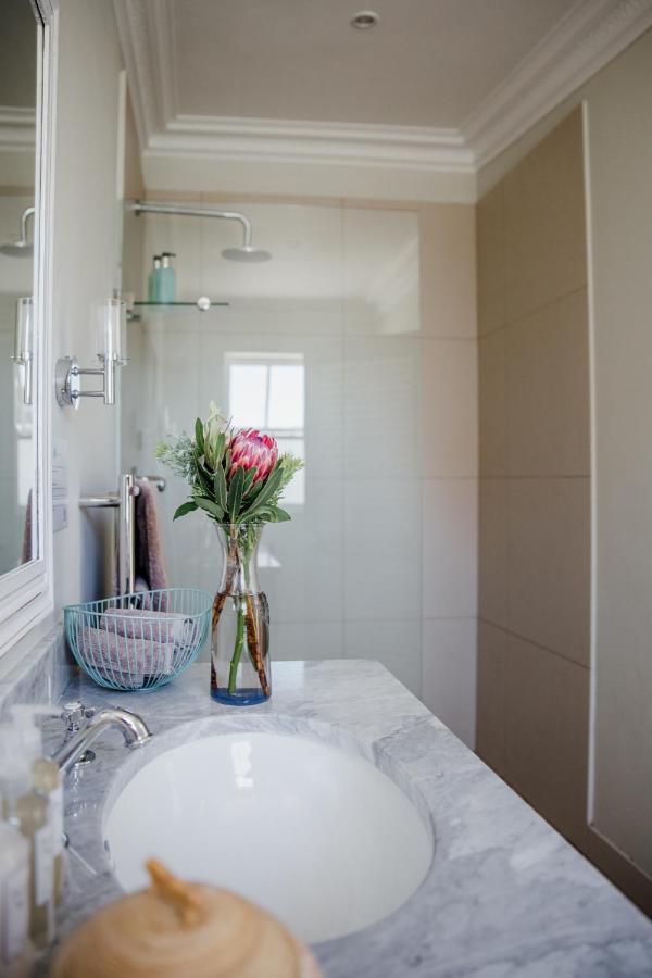 Cornerstone Manor Bed and Breakfast Grahamstown Εξωτερικό φωτογραφία